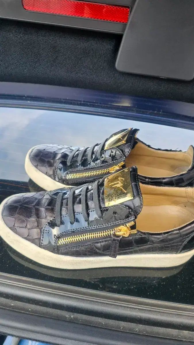 Giuseppe Zanotti(ジュゼッペ・ザノッティ) 42 Giuseppe Zanotti(ジュゼッペ・ザノッティ) 42