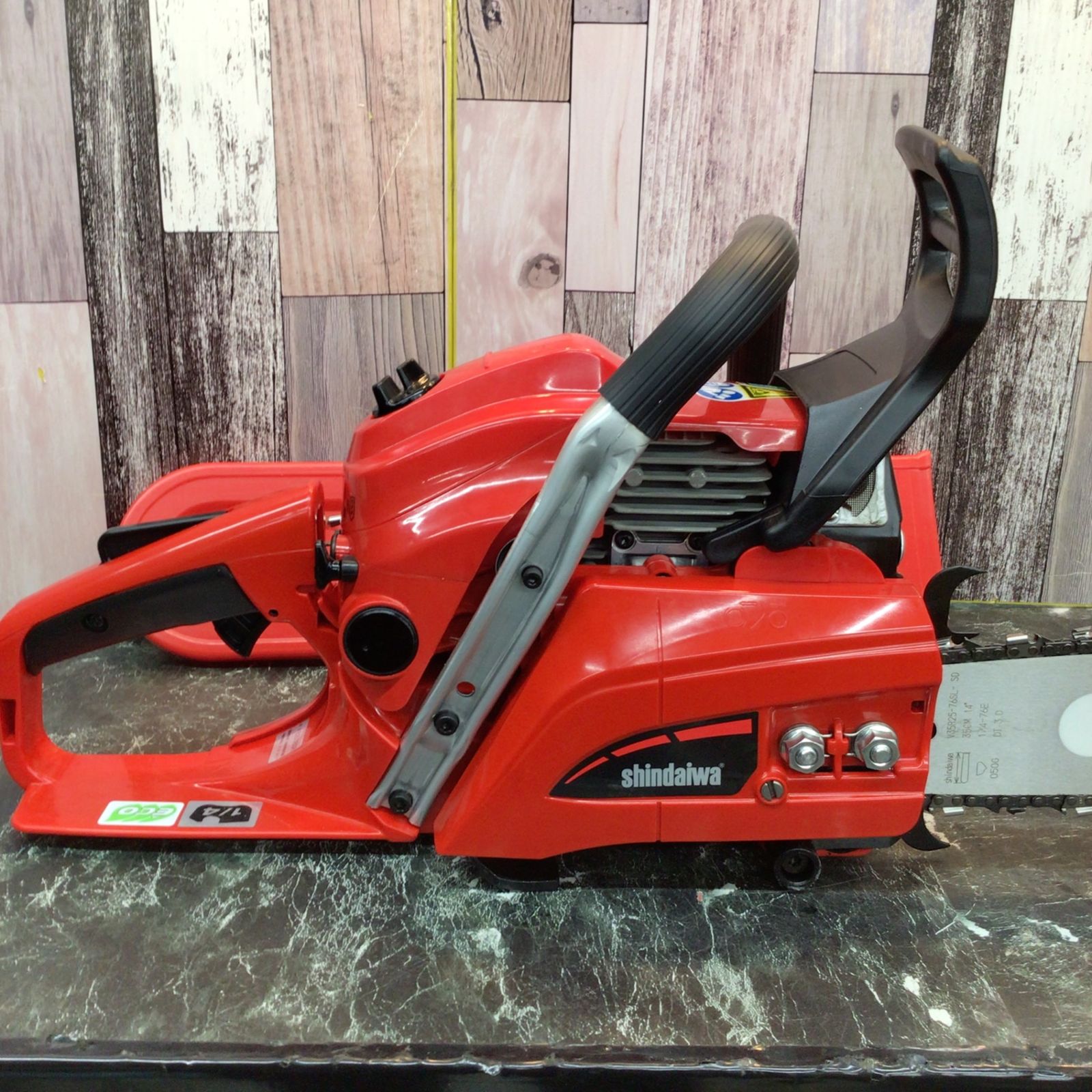 〇新ダイワ(shindaiwa) エンジンチェーンソー E2038SR-350T【八潮店 