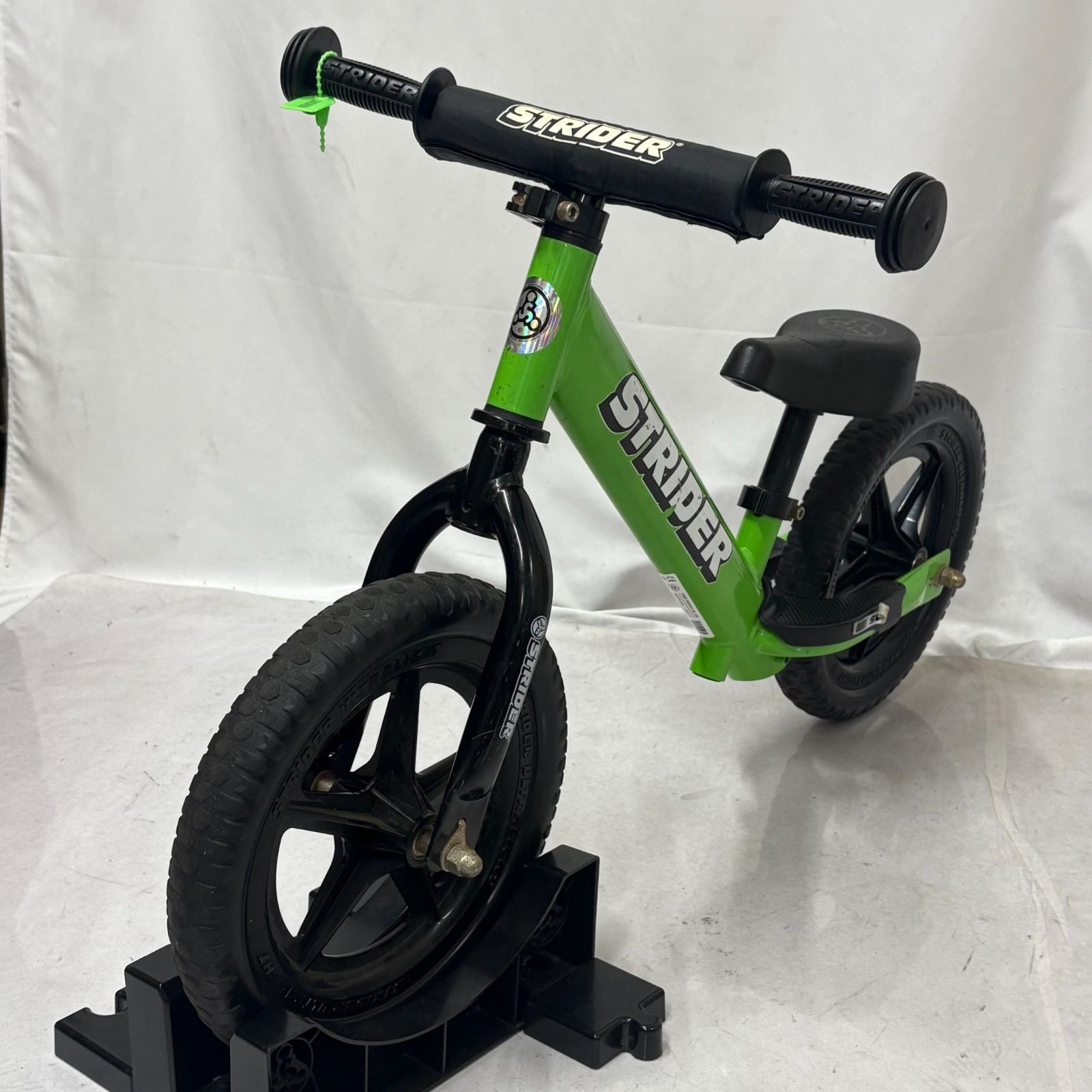 STRIDER ストライダー グリーン スポーツモデル SPORT 12インチ