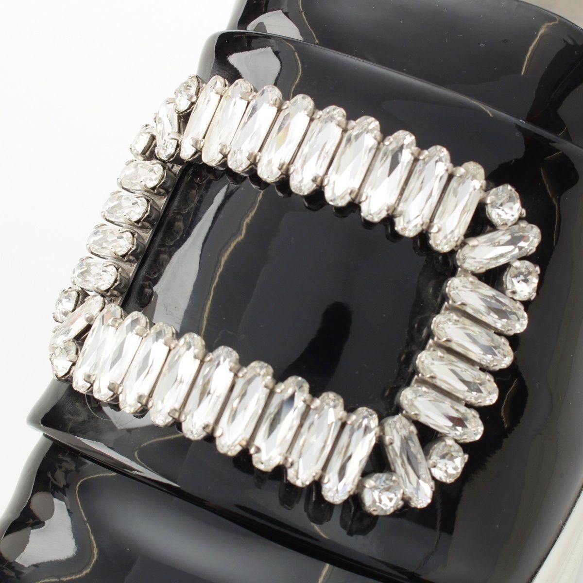 ビジューバックル スリッポン