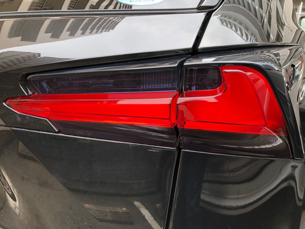 Tint+何度も貼れる レクサスNX200t/NX300h AGZ10/AGZ15/AYZ10/AYZ15 前期 テールランプ スモークフィルム(後期には施工不可) NX 10 レクサスnx Type3 agz10 ayz10 レクサスNX