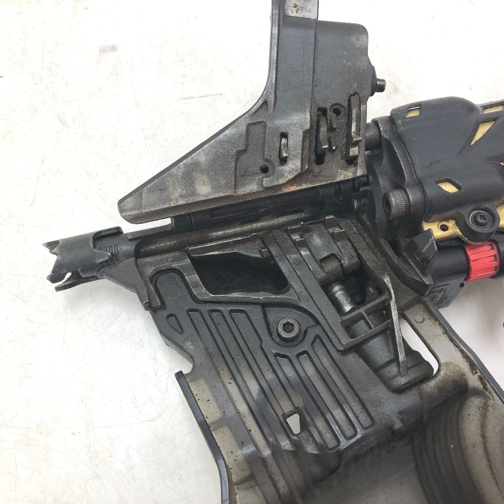 高圧ロール釘打機