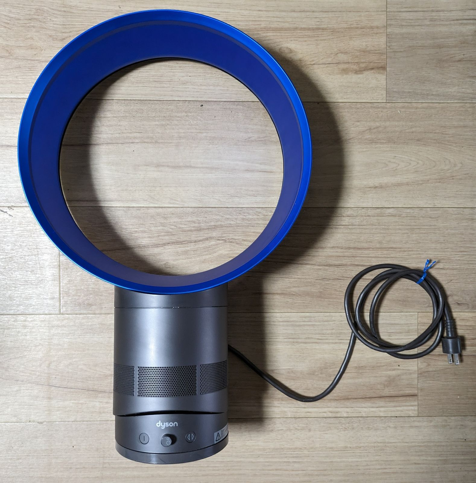 中古品]扇風機 AM01 テーブルファン 扇風機 dyson ダイソン - メルカリ