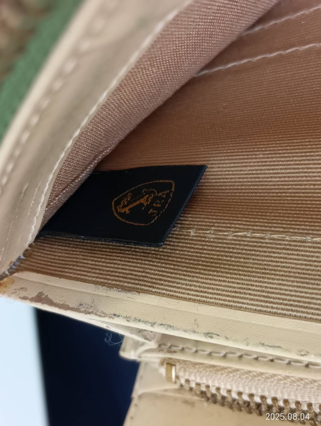 中古品】 ファルチ ニューヨーク Falchi New York 長財布 レザー