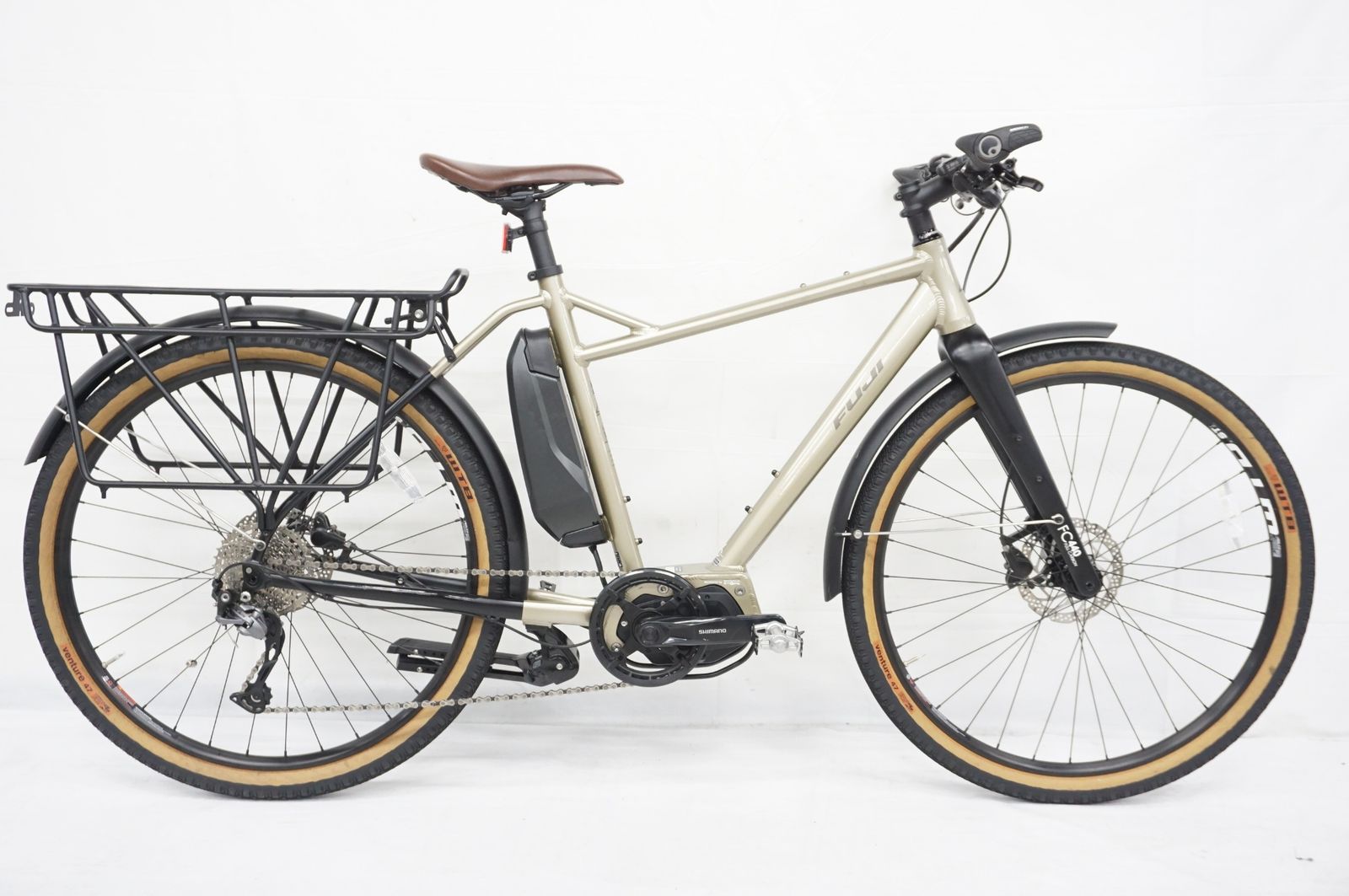 FUJI 「フジ」 FARPOINT 2021年モデル eBike / バイチャリ阪急塚口店　ITZWFQYA1SW0 スポーツタイプ FUJI 「フジ」 FARPOINT 2021年モデル eBike