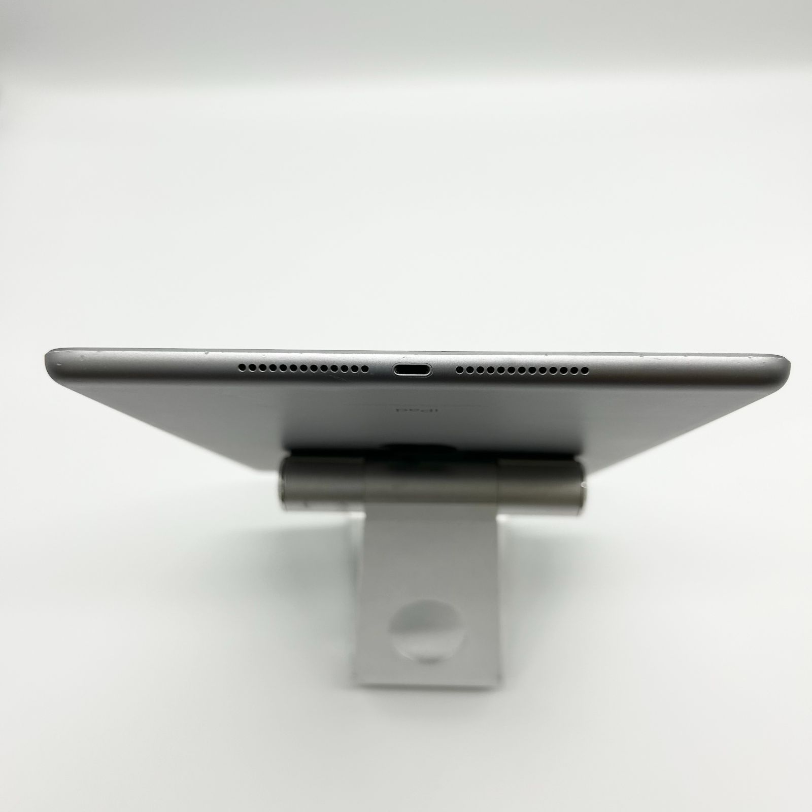 iPad スペースグレー 本体　6世代　美品 Amazon.co.jp: 【整備済み品】 Apple iPad (第6世代) Wi-Fi