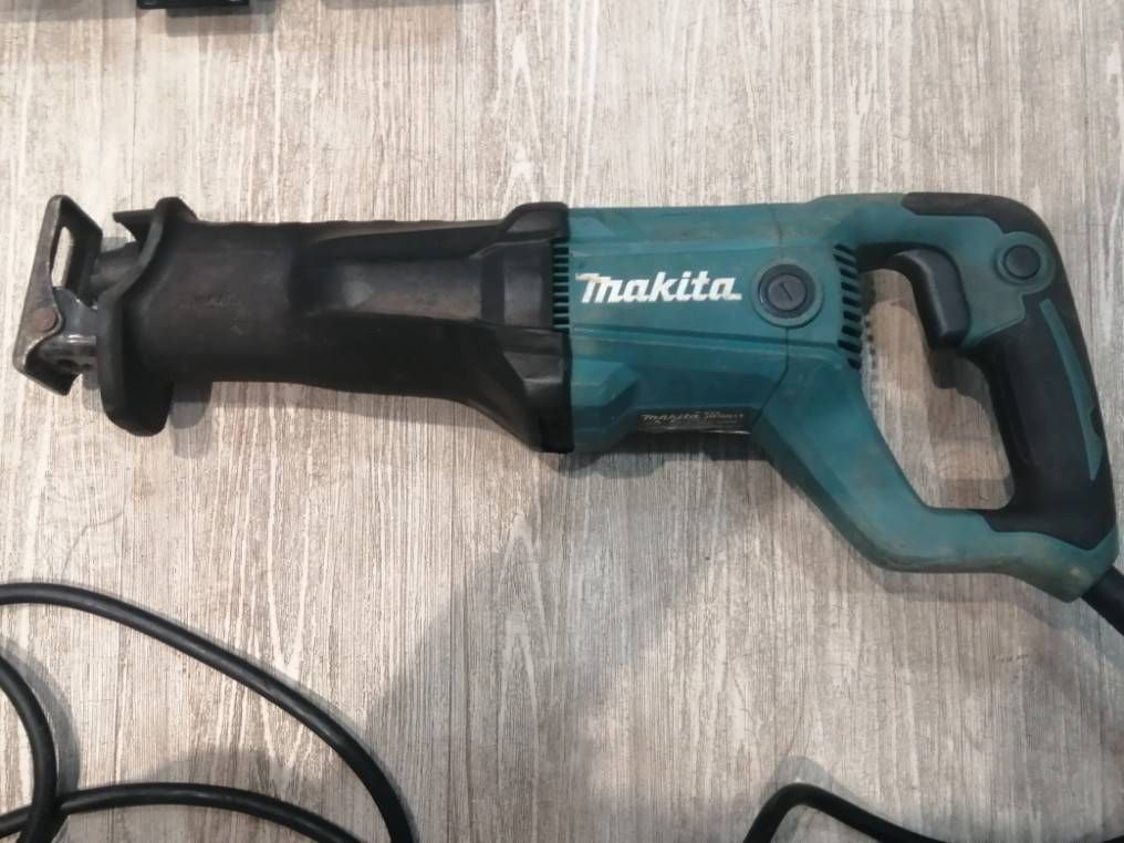 中古品】makita マキタ レシプロソー JR3051T セーバーソー 電気