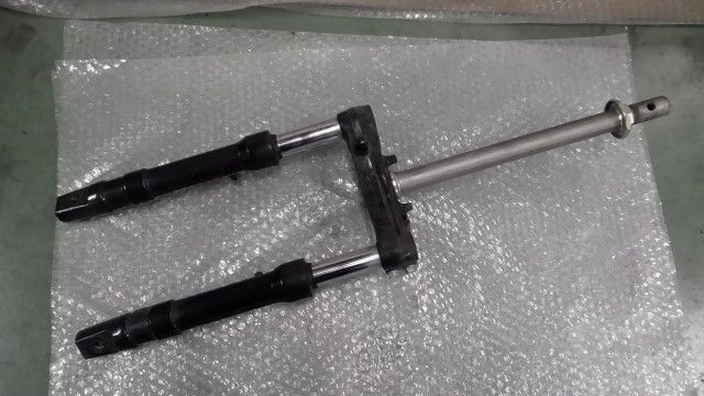 TACT４スト AF75-1029 の フロントフォーク 1747185416