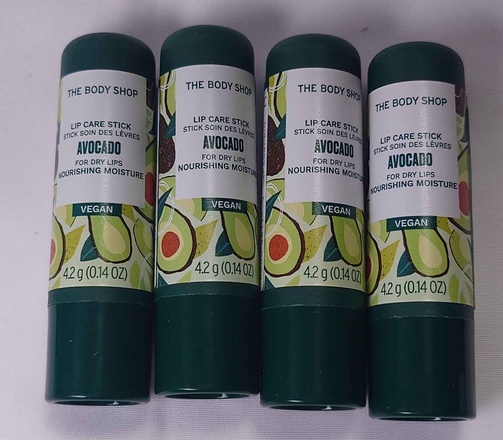 新品未開封　4本　リップケアスティック　AVC　アボカド　リップクリーム　ボディショップ　THE BODY SHOP