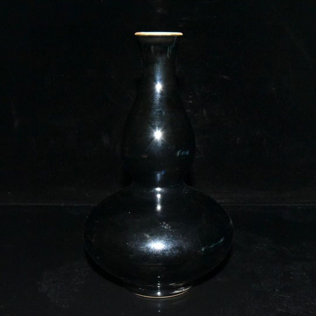 旧家蔵出し 大清乾隆年製 烏金釉 描金 ひょうたん瓶 古陶瓷器 陶芸 造型精美 古美術品 収集家