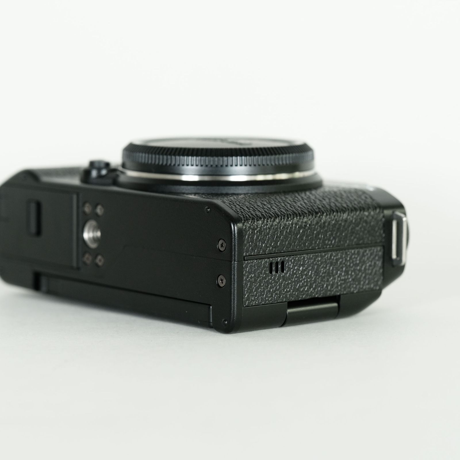 ｜シャッター数132回｜バッテリー2個 FUJIFILM