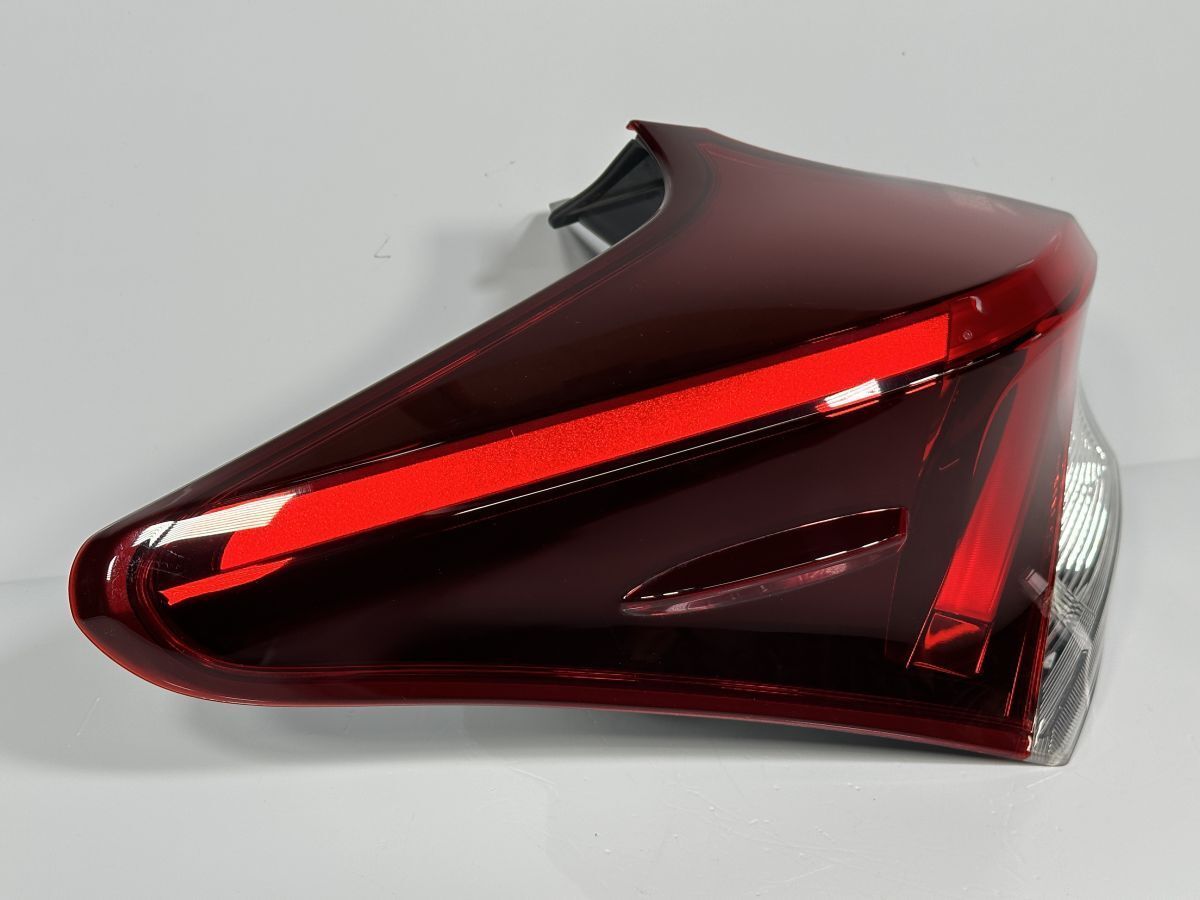 破損キズなし オーリス NZE181H NZE184H ZRE186H 後期 純正 左テールランプ テールライト LH LED 81561-12C31 12-602 98L 管理27143