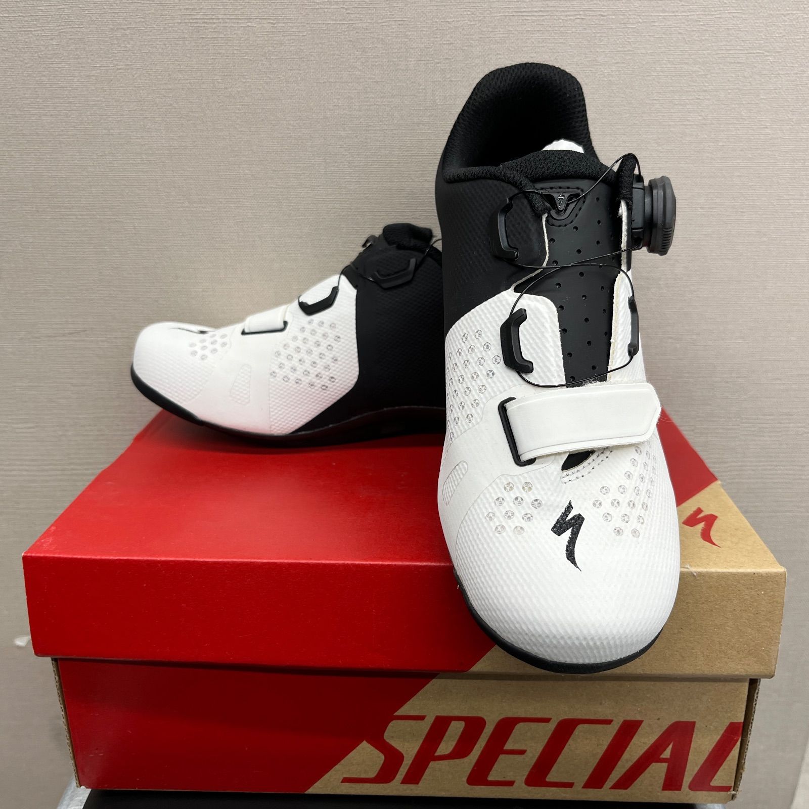 新品未使用】 SPECIALIZED スペシャライズド Torch2.0 Road Shoes