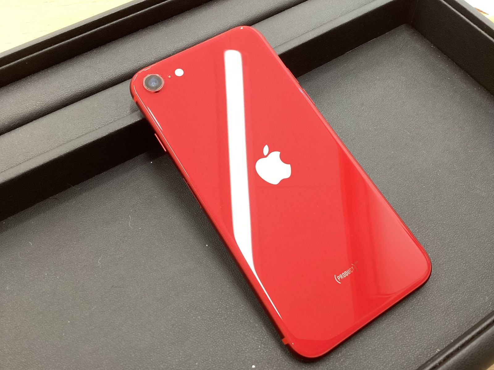 動作品　初期化済み　iphone8 64GB SIMロックなし メーカー直売】の商品をすべて iPhone8 SIMロックなし 64GB