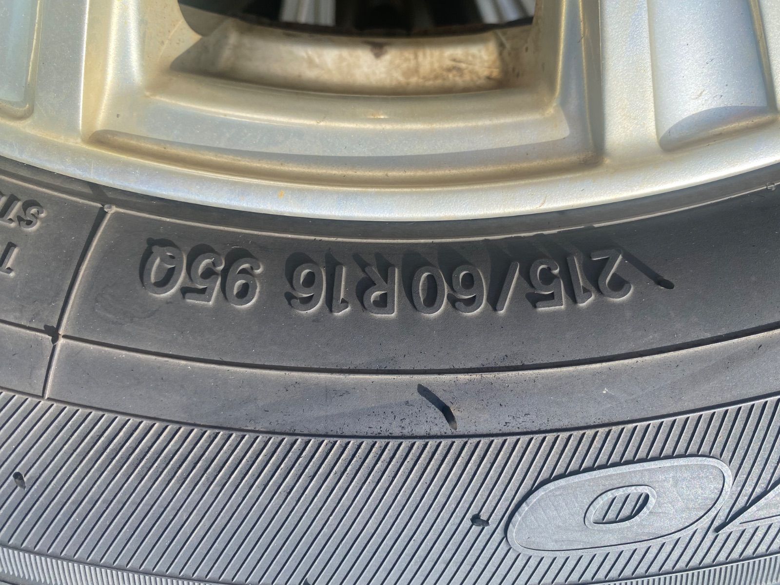 TOYO スタットレスタイヤ215 60R16 FFCRYSTALESIA_COM