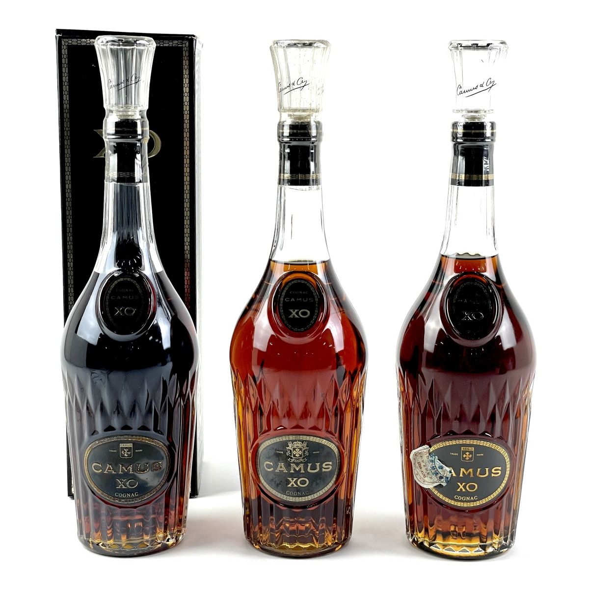 3本 カミュ CAMUS XO ロングネック コニャック 700ml ブランデー