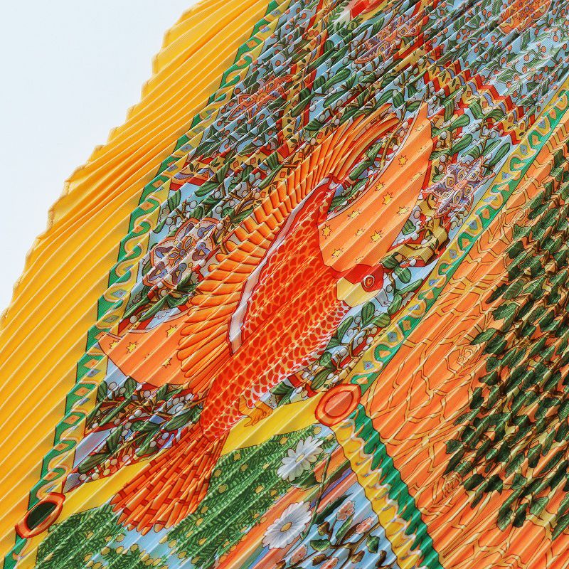 【美品】HERMES カレ エルメス プリーツスカーフ オレンジ スカーフ HERMES エルメス プリーツ カレ 90 スカーフ オレンジ系 シルク
