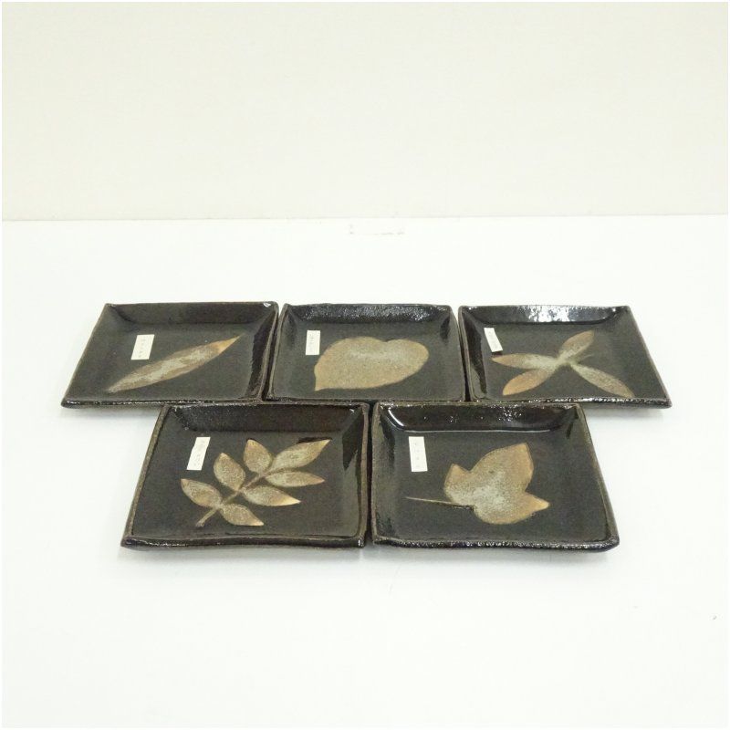 唐津焼 十三代 中里太郎右衛門造 唐津木之葉銘々皿5客 共箱 茶器 菓子器 おしゃれ 和菓子 干菓子 主菓子 茶道 茶道具 お茶 小皿 骨董 茶会 抹茶 プレート