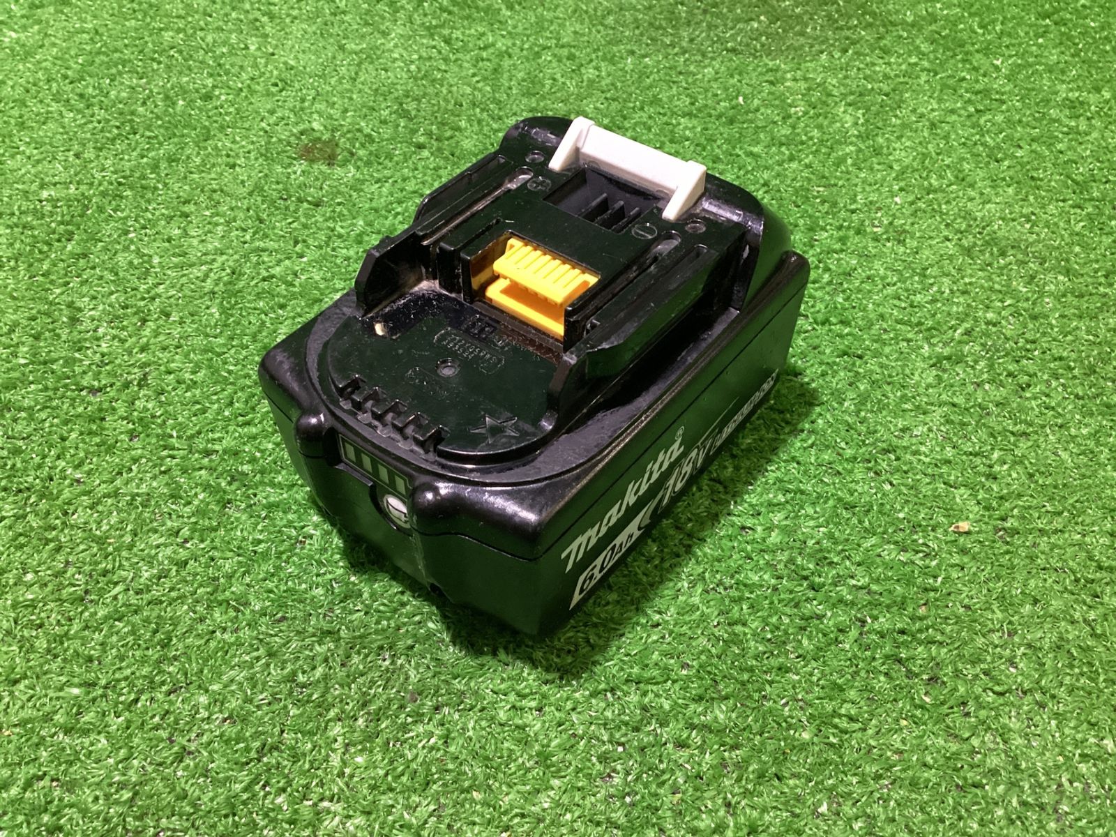 インパクトドライバ 純正バッテリ1個付