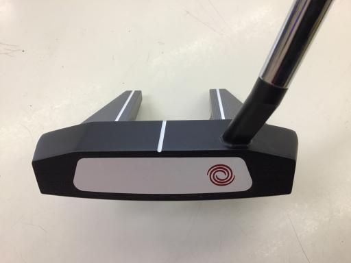 見事な創造力 中古】 オデッセイ TRI-HOT 5K 2023 SEVEN STROKELAB 70C RED[34 パター