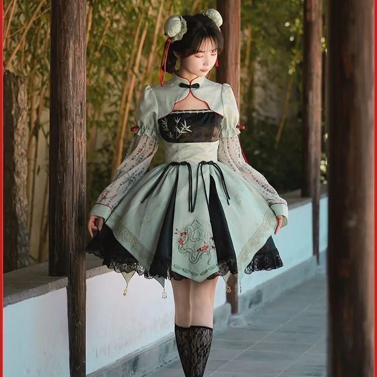 新中華風ロリータ ワンピース ミントグリーン×ブラック 刺繍入り 広袖デザイン コスプレ 撮影会 特別な日にも最適 軽やかでおしゃれな衣装