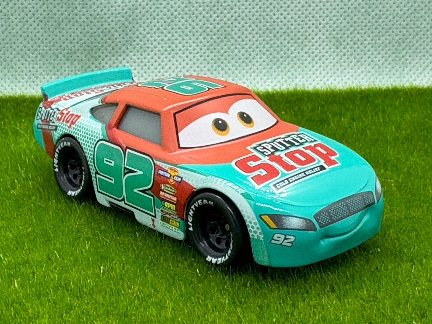 カーズ ミニカー コレクション 新品】カーズ ミニカー NO92 番ピストンカップレーサー 仕様