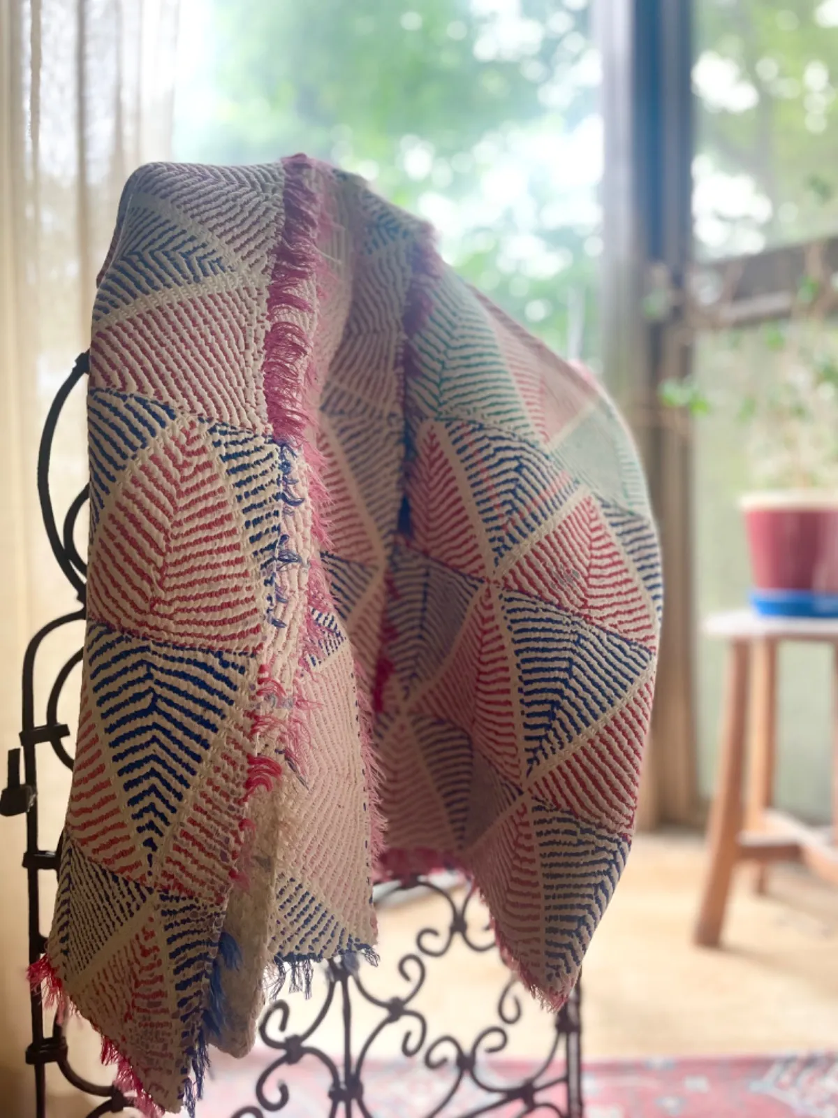 アンティーク ヴィンテージカンタキルト 刺繍 ラグ ロホリカンタ 388