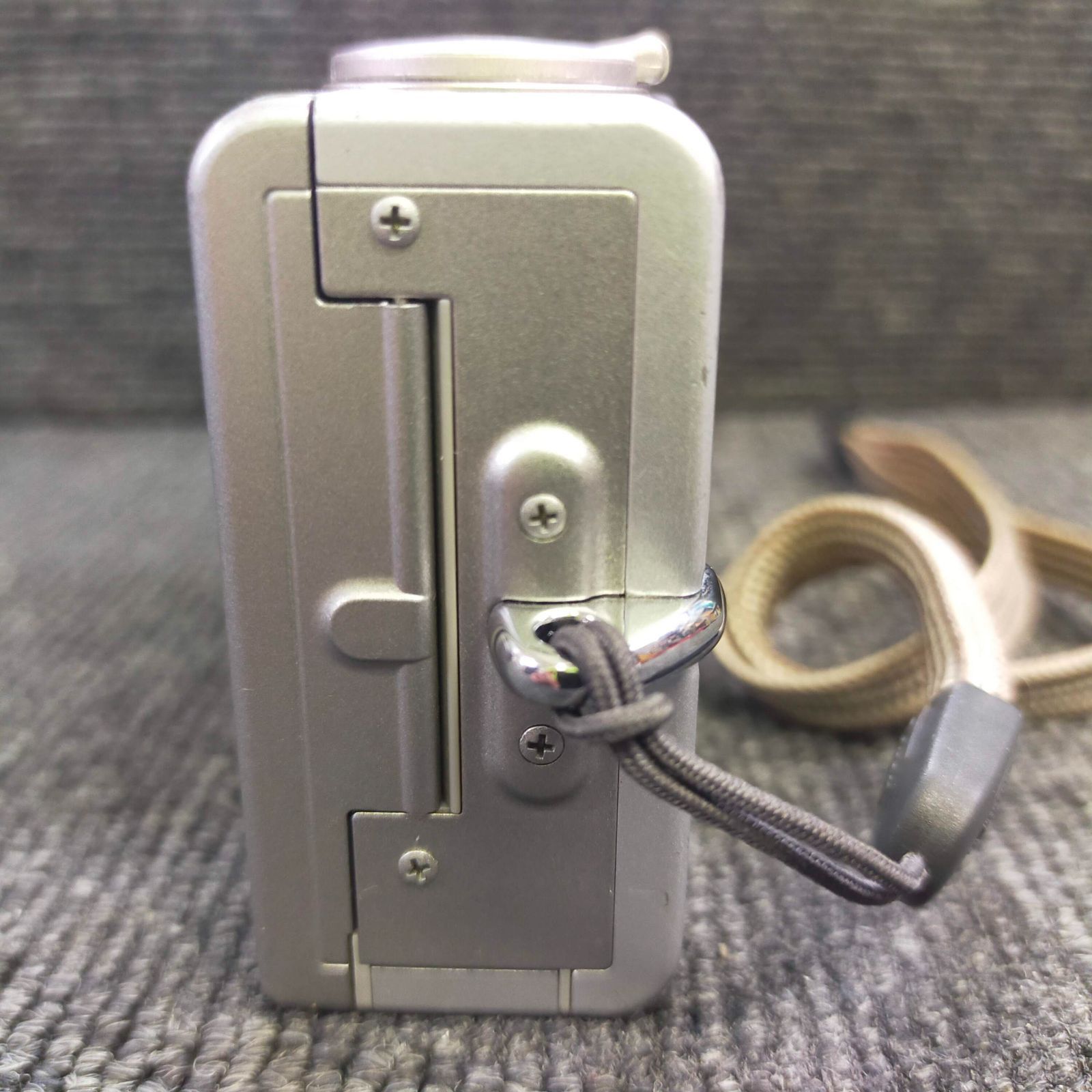 Canon IXY DIGITAL コンパクトデジタルカメラ 400万画素 PC1038 E18