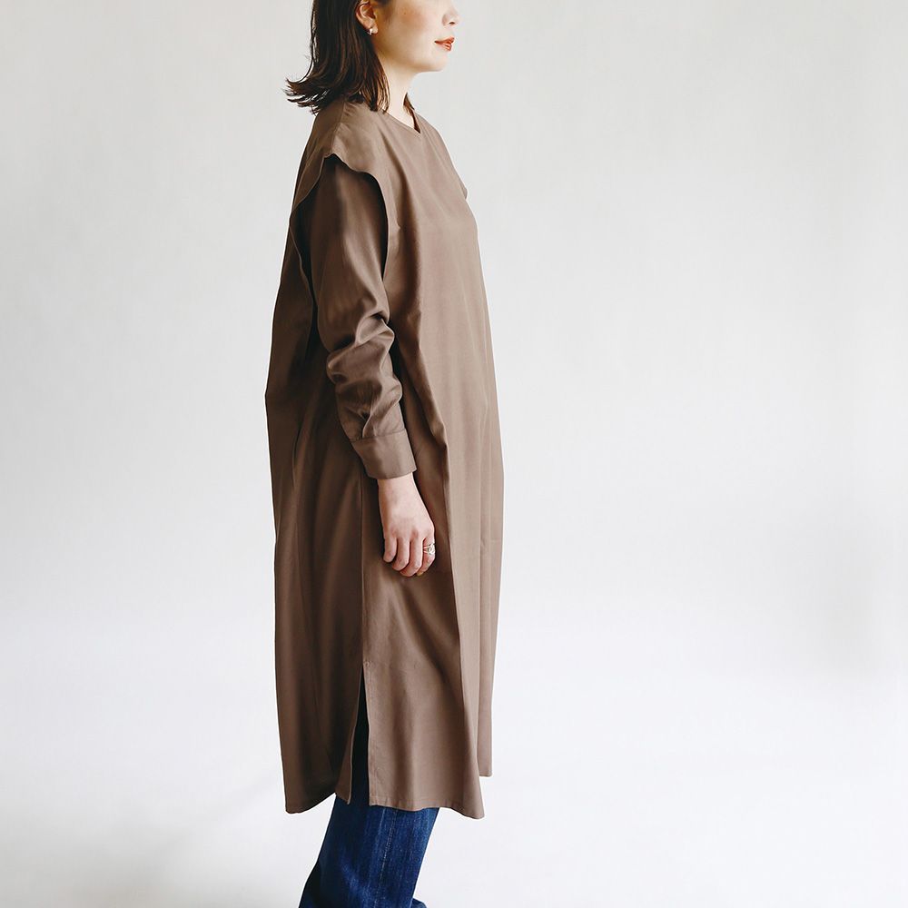 ワンピース ビエラ タックショルダー 2色