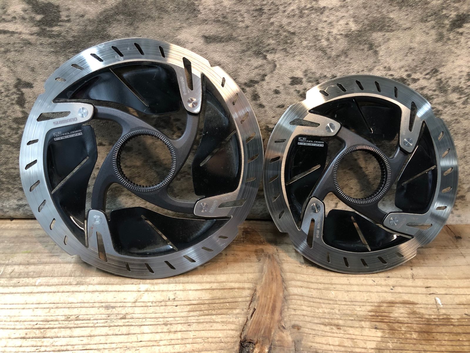 IN832 シマノ SHIMANO デュラエース DURA-ACE SM-RT900 160/140