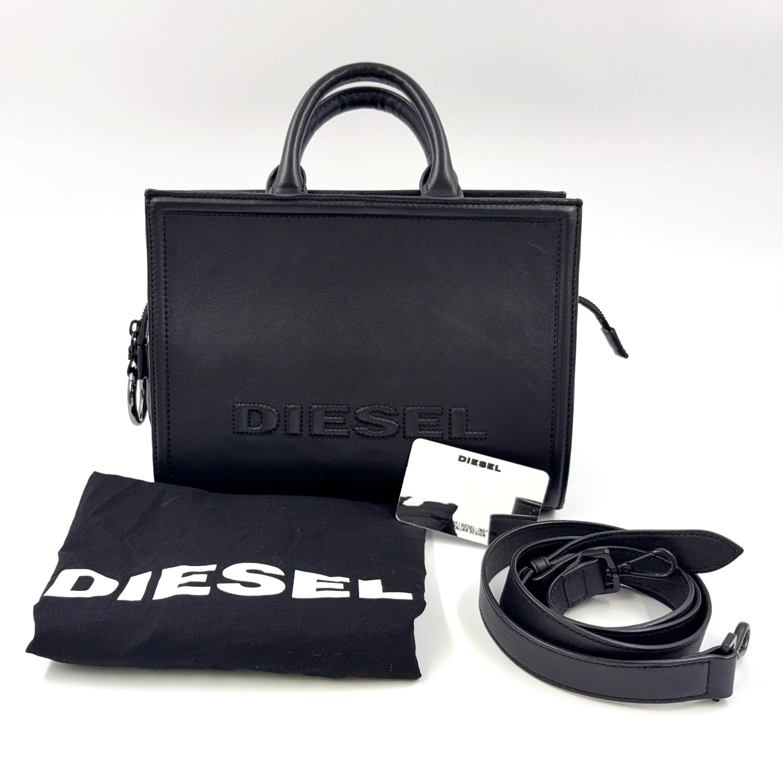 DIESELハンドバッグ ブラック DIESEL ロゴ 2WAY ショルダー レザー ブラック ハンドバッグ