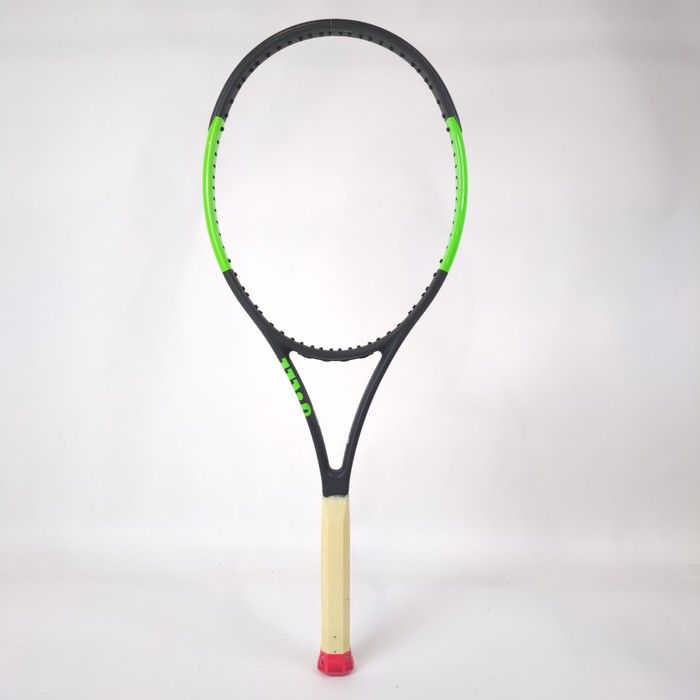 ラケット(硬式用) Wilson ブレードSW104 v6.0