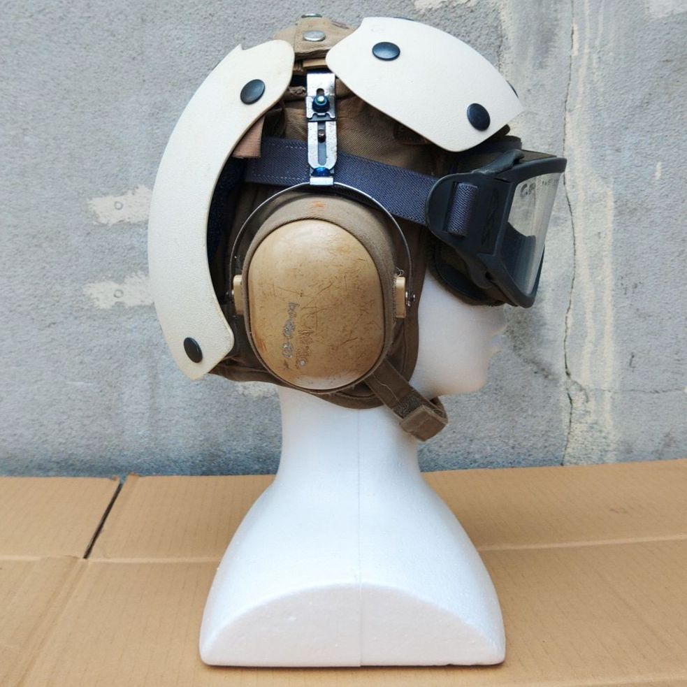 ESSゴーグル-耐衝撃デッキクルーヘルメット ホワイト