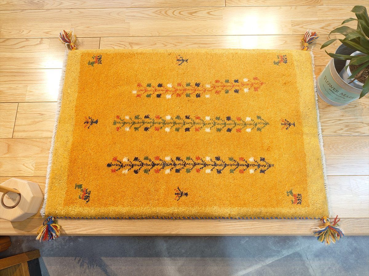 新品 ペルシャ絨毯 手織り ギャッベ キャシュクリ ナチュラル ザクロの