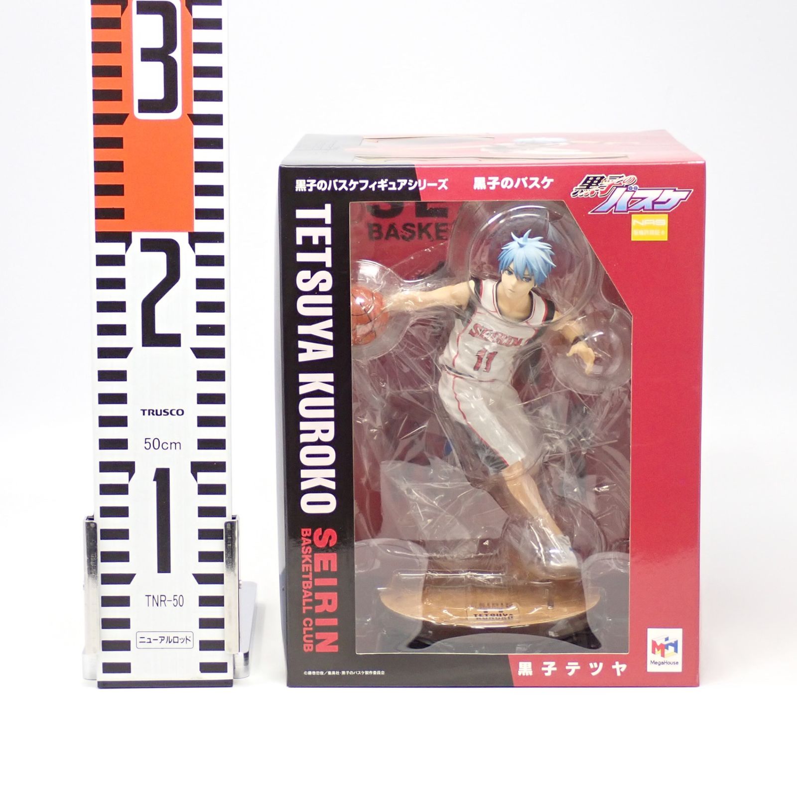 【未開封】フィギュア 黒子テツヤ 「黒子のバスケ」約1/8スケール　メガハウス Amazon.co.jp: 黒子のバスケフィギュアシリーズ 黒子のバスケ