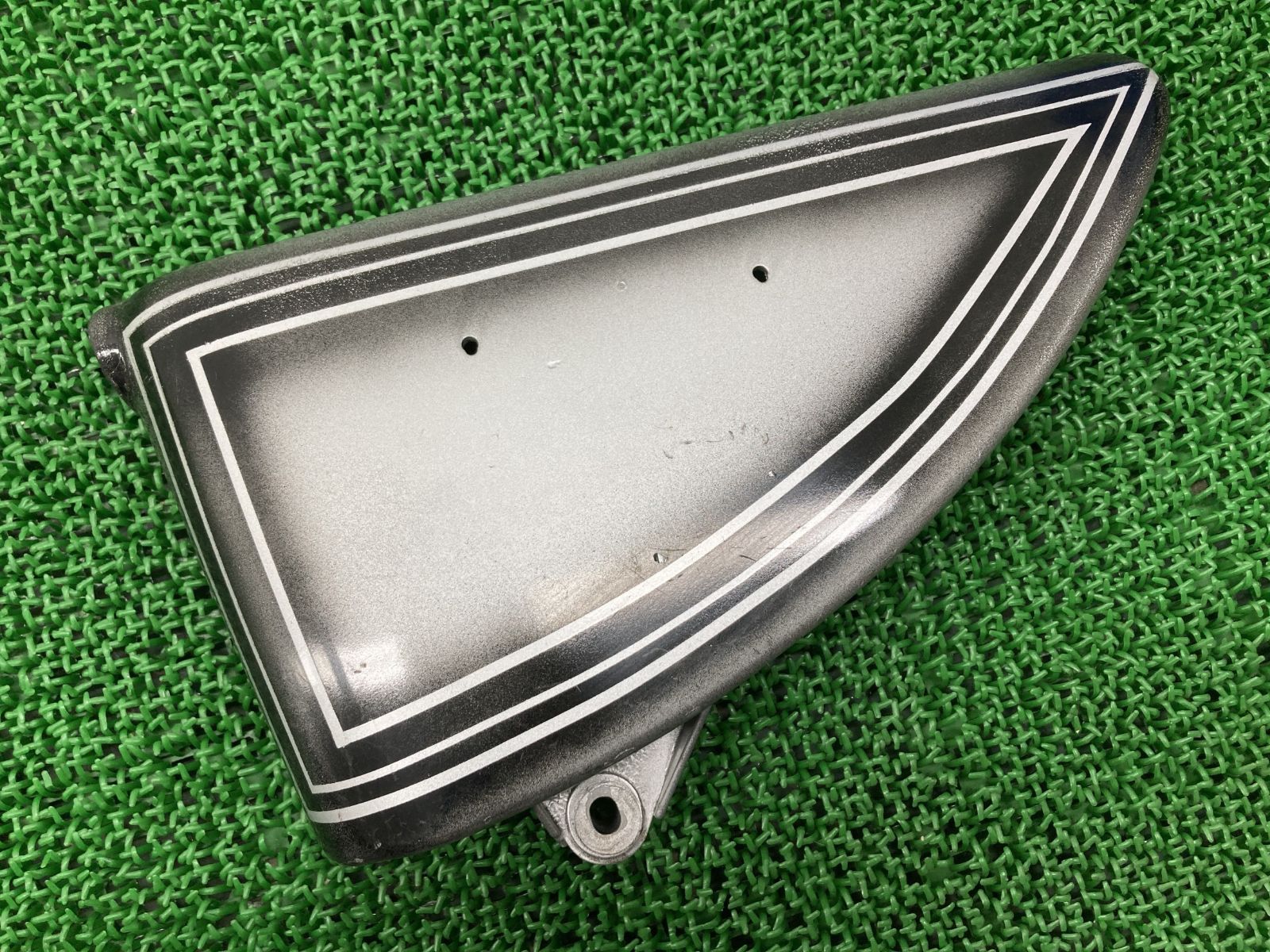 GS400 純正サイドカバー