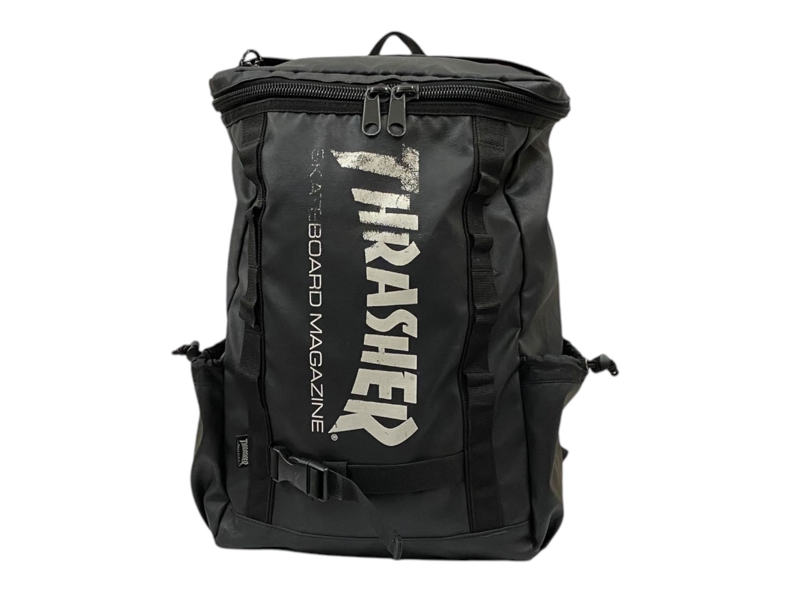 THRASHER (スラッシャー) リュックサック バックパック バッグ 鞄 BAG ボックス型 スクエア ブラック 黒 メンズ/078