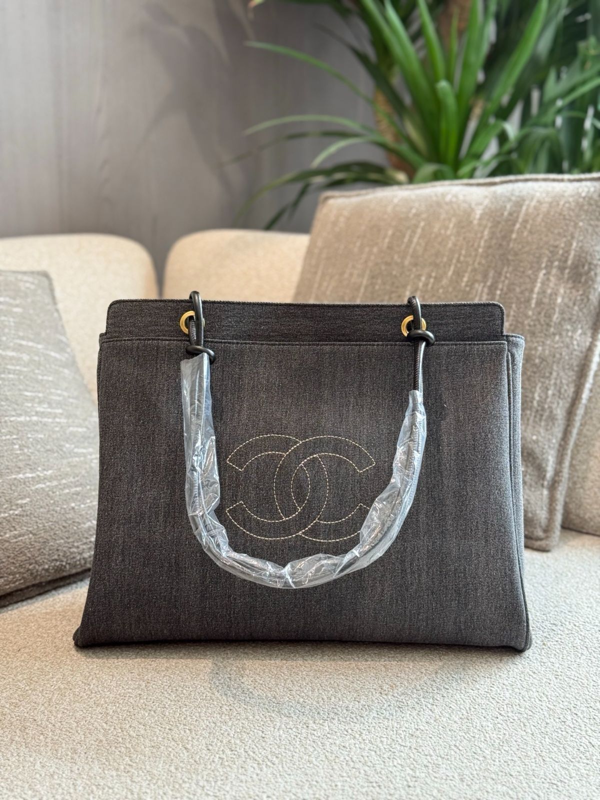 ◆新作♡ココビーチ◆【CHANEL】夏のプリントデニムトート 今日特価】Chanel デニム ビーチバッグ～送料無料！在庫限定のお