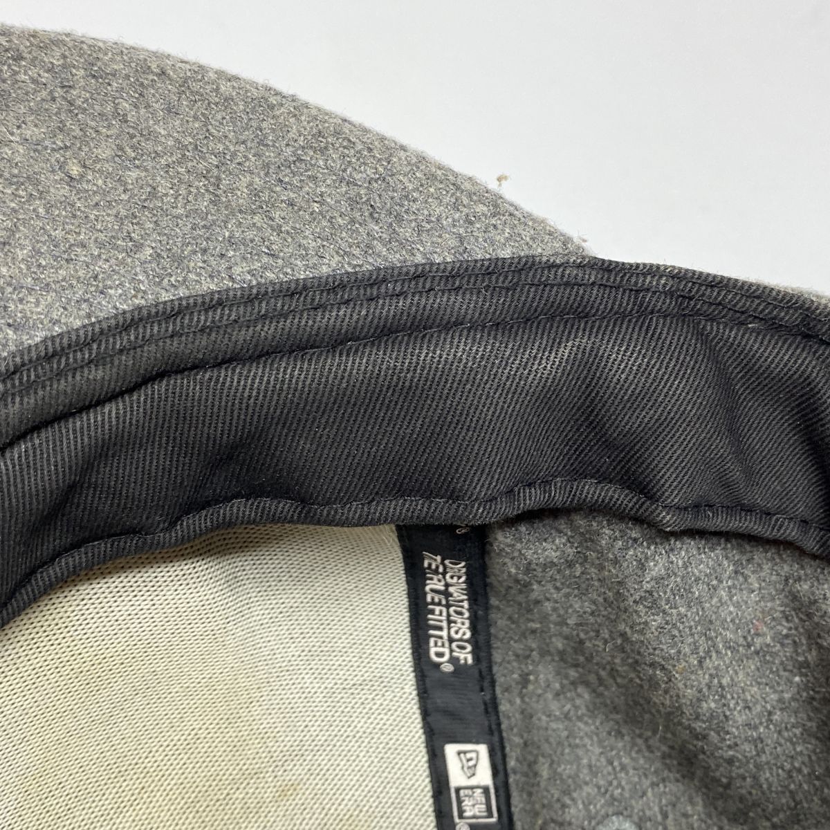 Supreme グレーキャップ National Champions Supreme グレー キャップ NATIONAL CHAMPIONS
