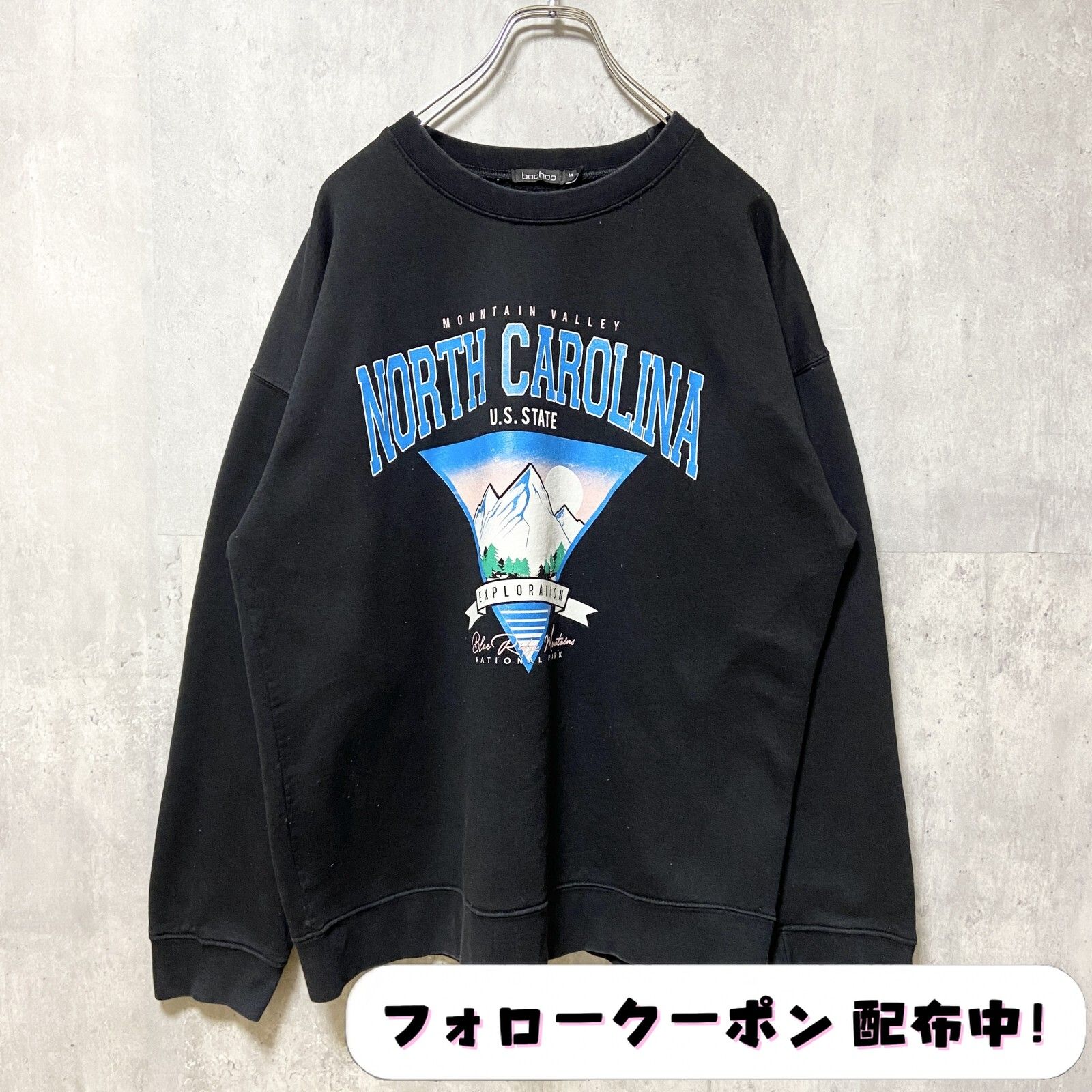 古着 used　NORTH CAROLINA　ノースカロライナ　長袖プリントスウェット　トレーナー　黒　ブラック