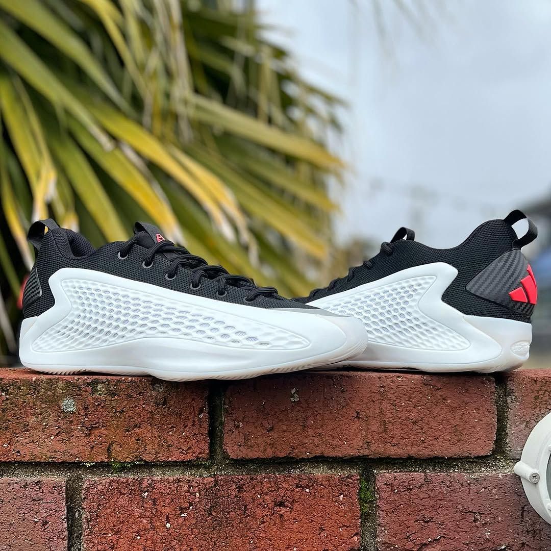 adidas AE 1 low アンソニーエドワーズ アンソニー・エドワーズ 1stシグネチャーシューズ『adidas A.E.