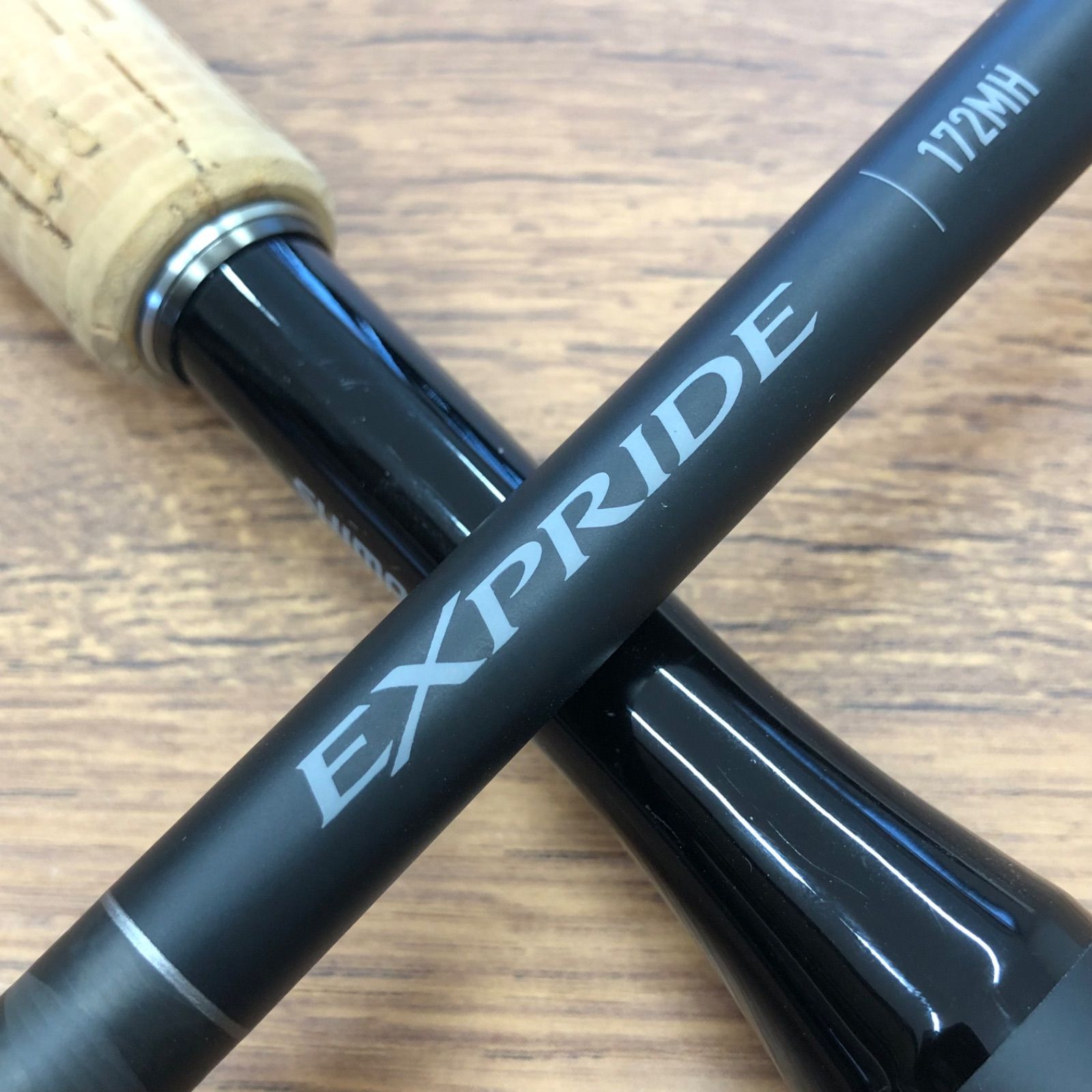 まりちゃん】 ◇歙州天成硯板（特大12吋極品／金暈金星金輪・水波眉紋