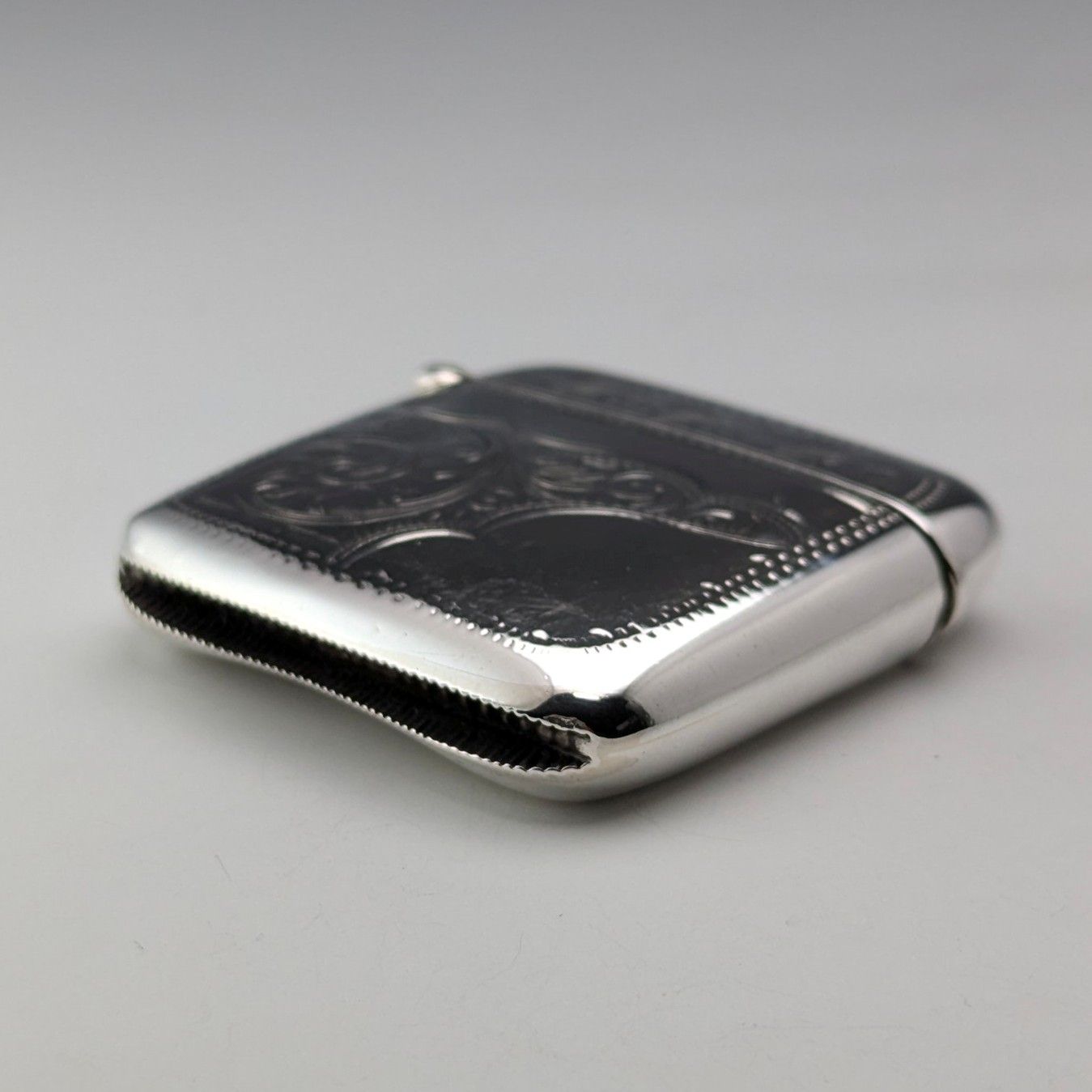 1907年 英国アンティーク 純銀製 ヴェスタケース 31g マッチケース