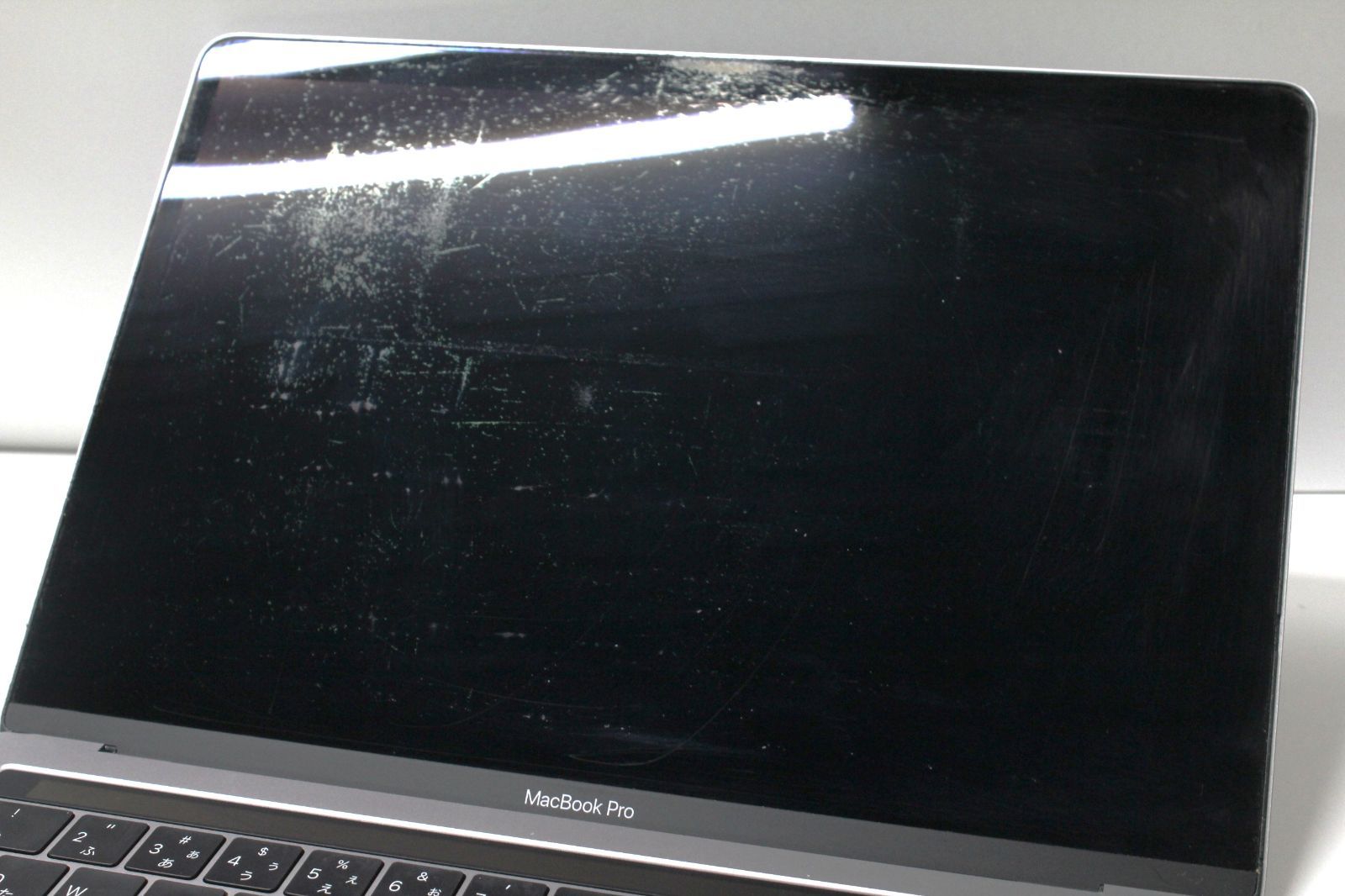 MacBook Pro（13インチ,2016,Thundeabolt 3ポート x 4）256GB/8GB 