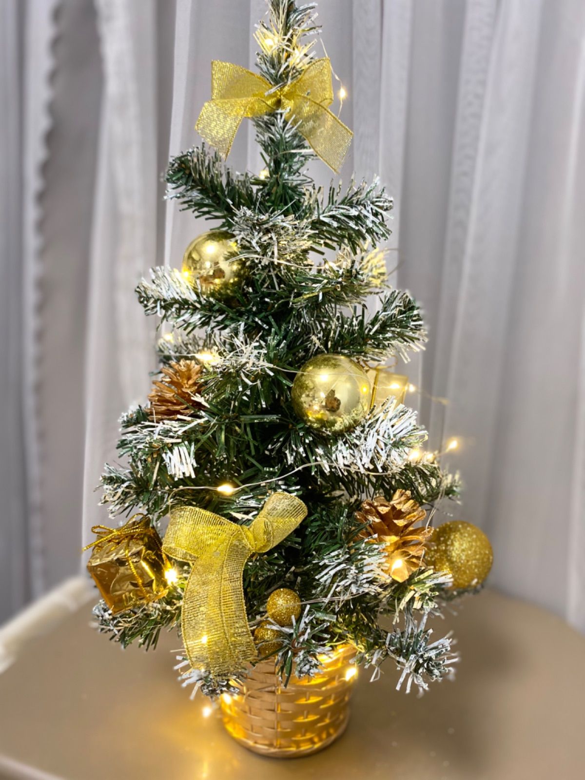 一番の贈り物 新品 未使用 ゴールド 卓上クリスマスツリー 置物 Www Elite Fitness Es Www Elite Fitness Es