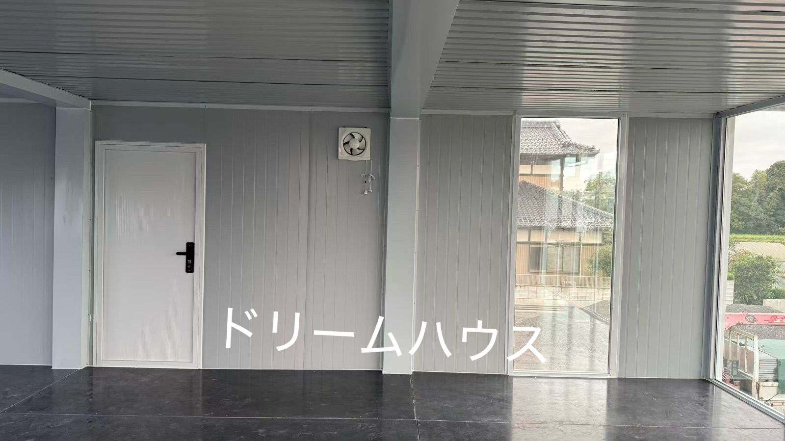 千葉県実績 3✖️6✖️2.8m5連結勾配屋根 階段二階建てプレハブ事務所 