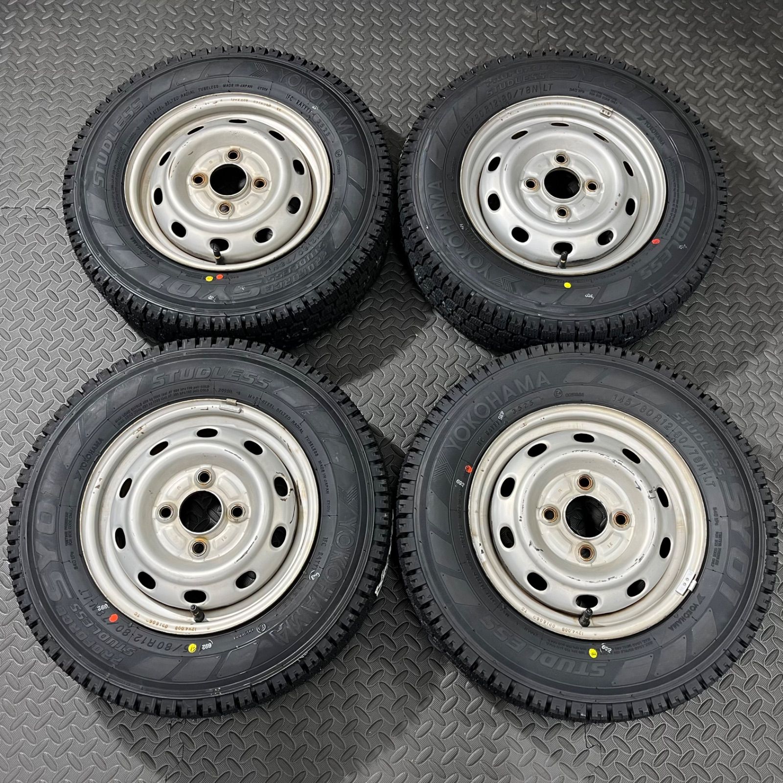 25年製 新品タイヤ 145/80R12 80/78N LT ヨコハマ SY01V スバル サンバー サンバーディアス スタッドレスタイヤ 冬タイヤ【1091M】