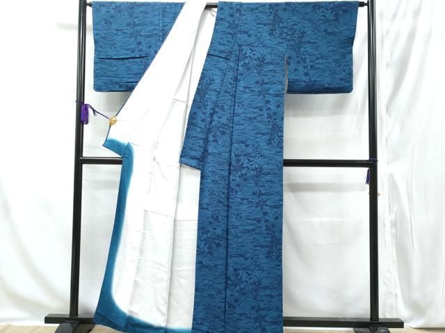 オフホワイト地　上質な鬼縮緬　藍白の小紋　小花　藍染　清楚系 オフホワイト地 上質な鬼縮緬 藍白の小紋 小花 藍染 清楚系