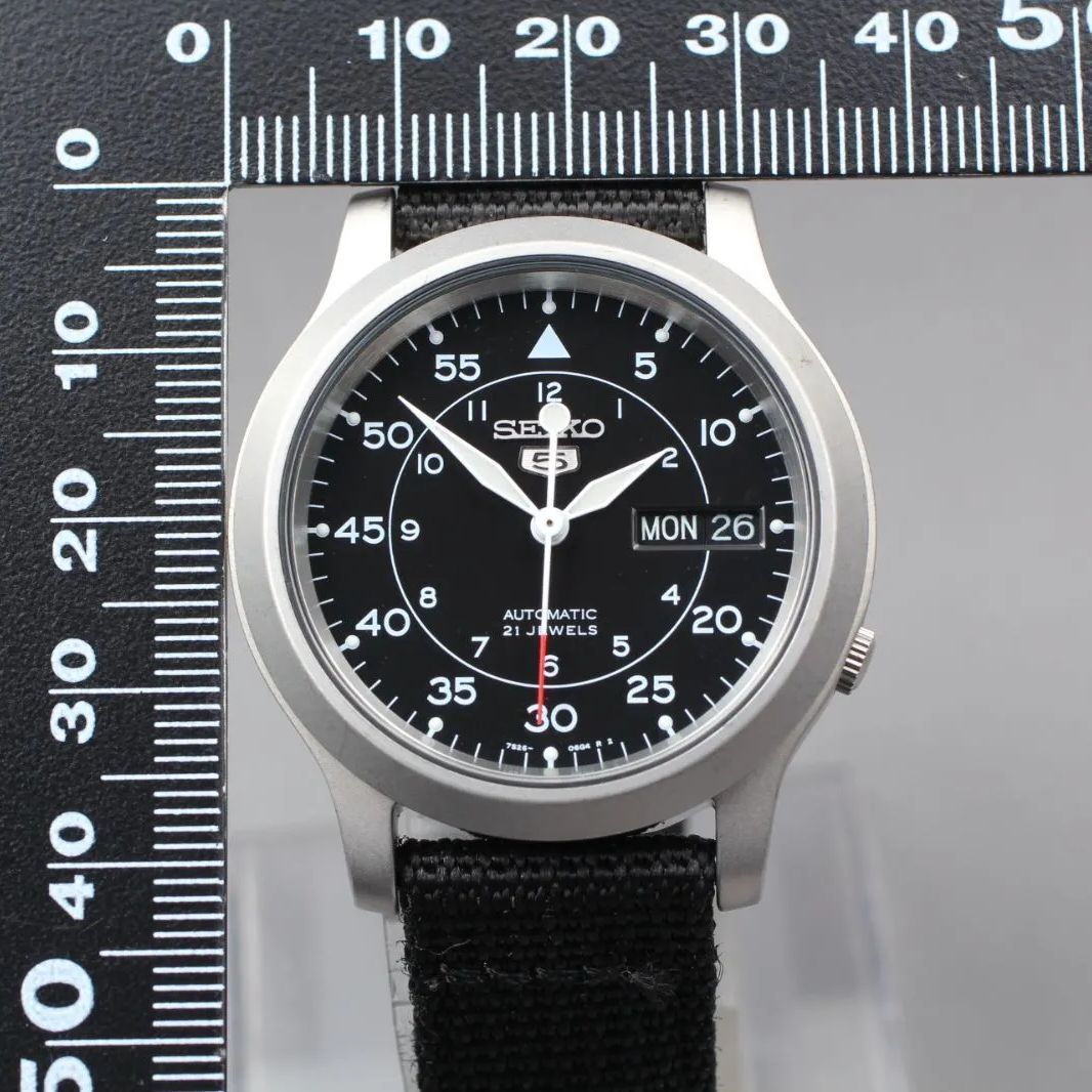 SEIKO 5 腕時計　ファイブ　ミリタリー 裏スケ 7S26-02J0 SEIKO 5 腕時計 ファイブ ミリタリー 裏スケ 7S26-02J0