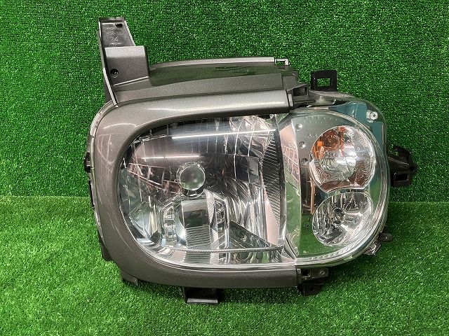 綺麗　日産　Z11/NZ11　キューブ　後期　右ヘッドライト　キセノン　1802　Z　レベ付き　バラスト付き　241030205